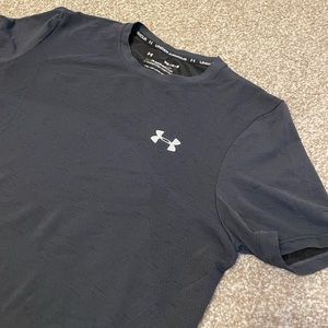 Dark Grey Under Armour Dry Fit shirt